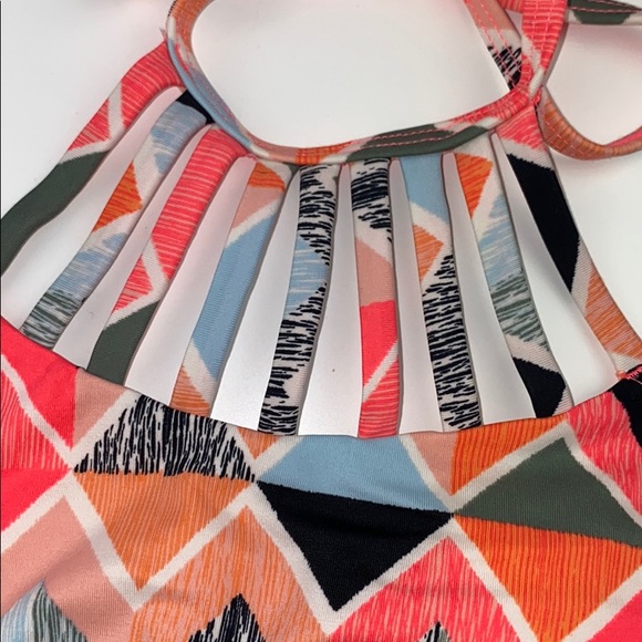 SOLD!! Billabong Pink Bikini Swim Suit Size 4 Tank - Picture 4 of 8